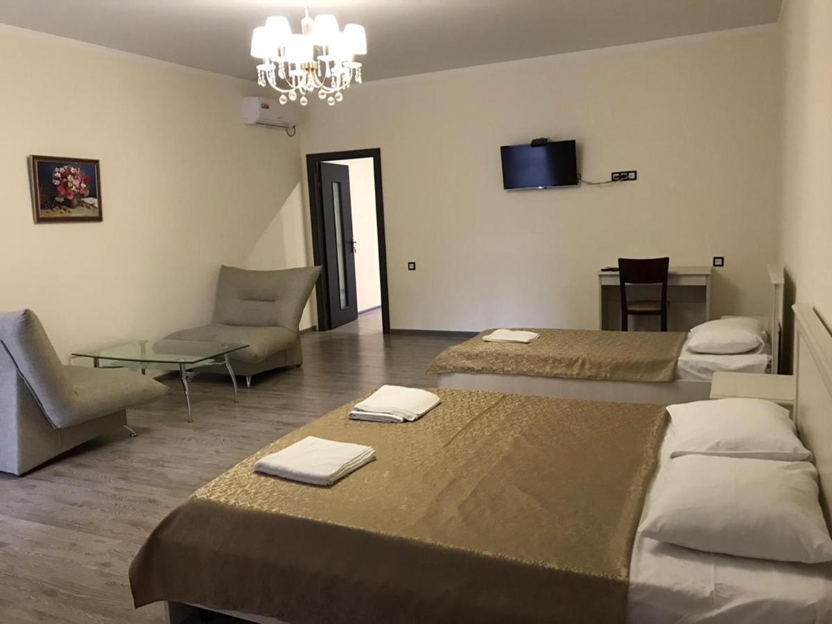Hotel Apra Pizunda Esterno foto