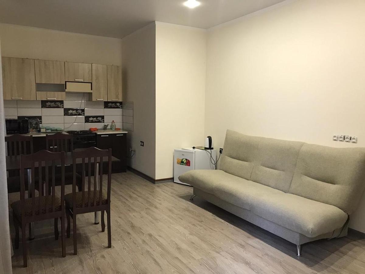 Hotel Apra Pizunda Esterno foto